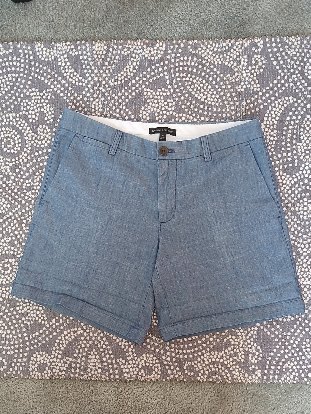 Banana Republic Chambray Light Blue Cuffed Women's Shorts